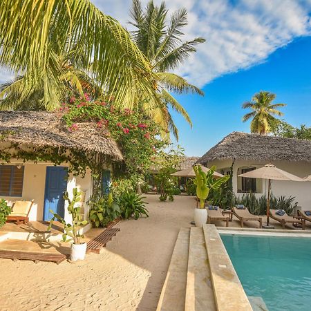 Badolina Bungalows Nungwi Bagian luar foto