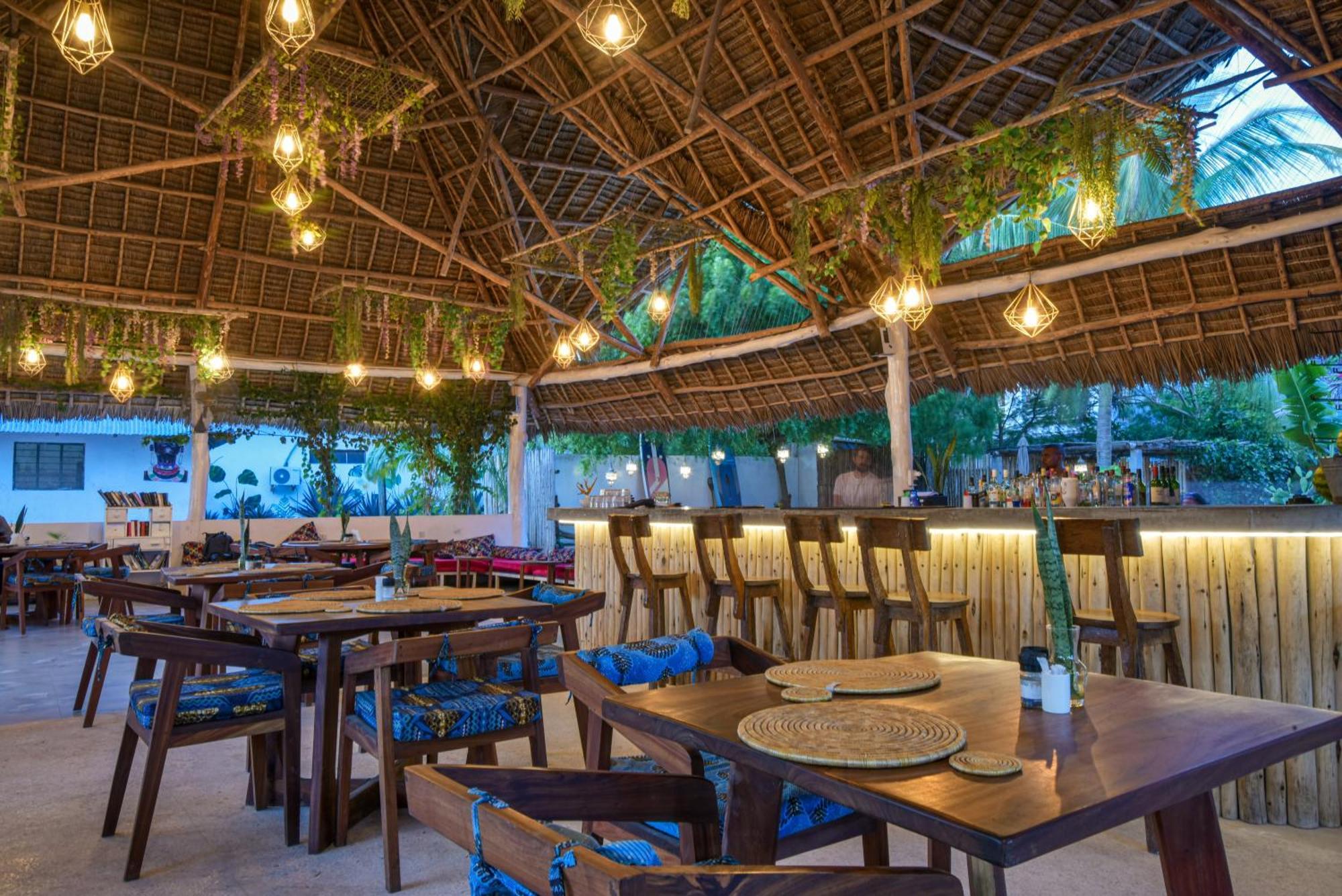 Badolina Bungalows Nungwi Bagian luar foto
