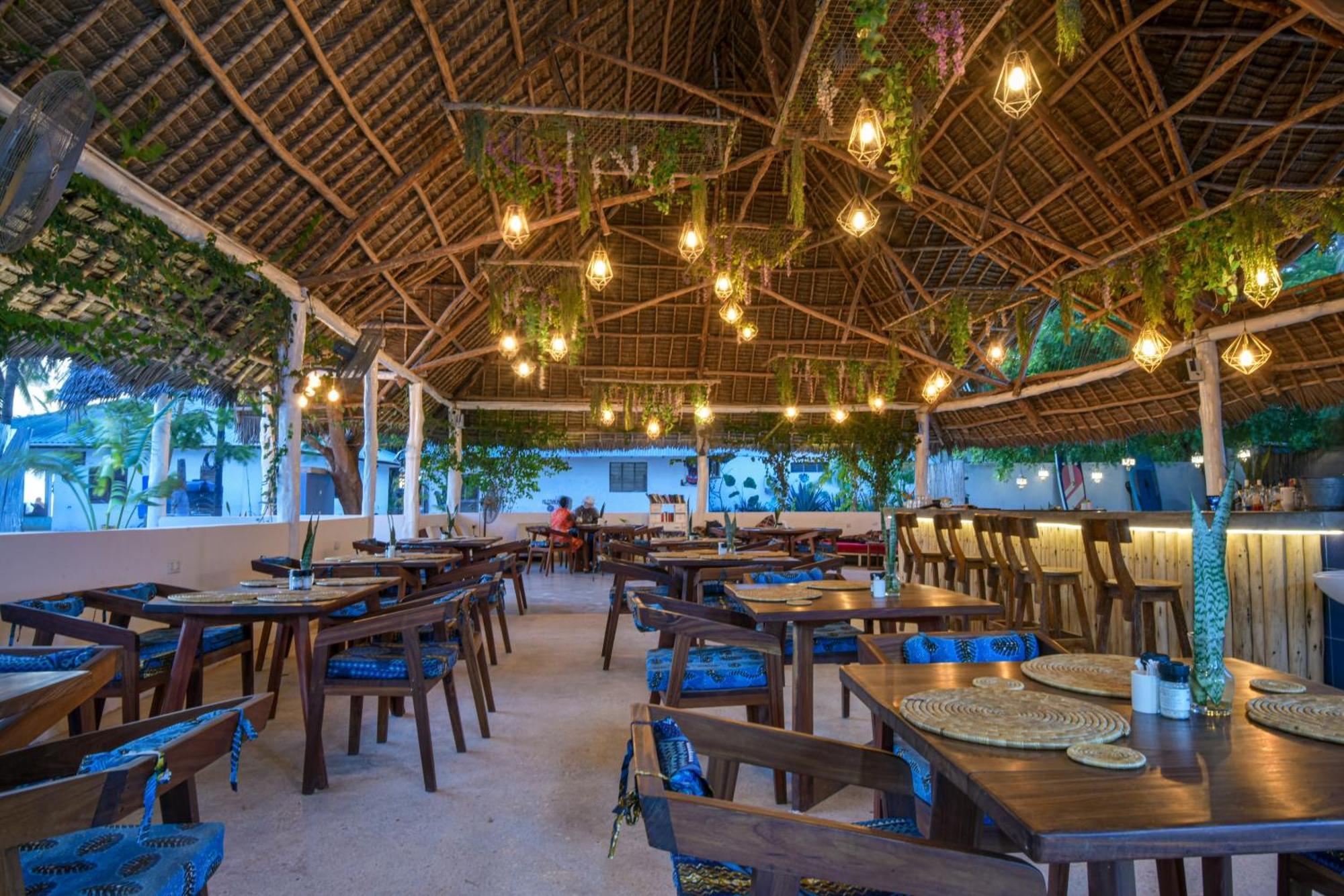 Badolina Bungalows Nungwi Bagian luar foto