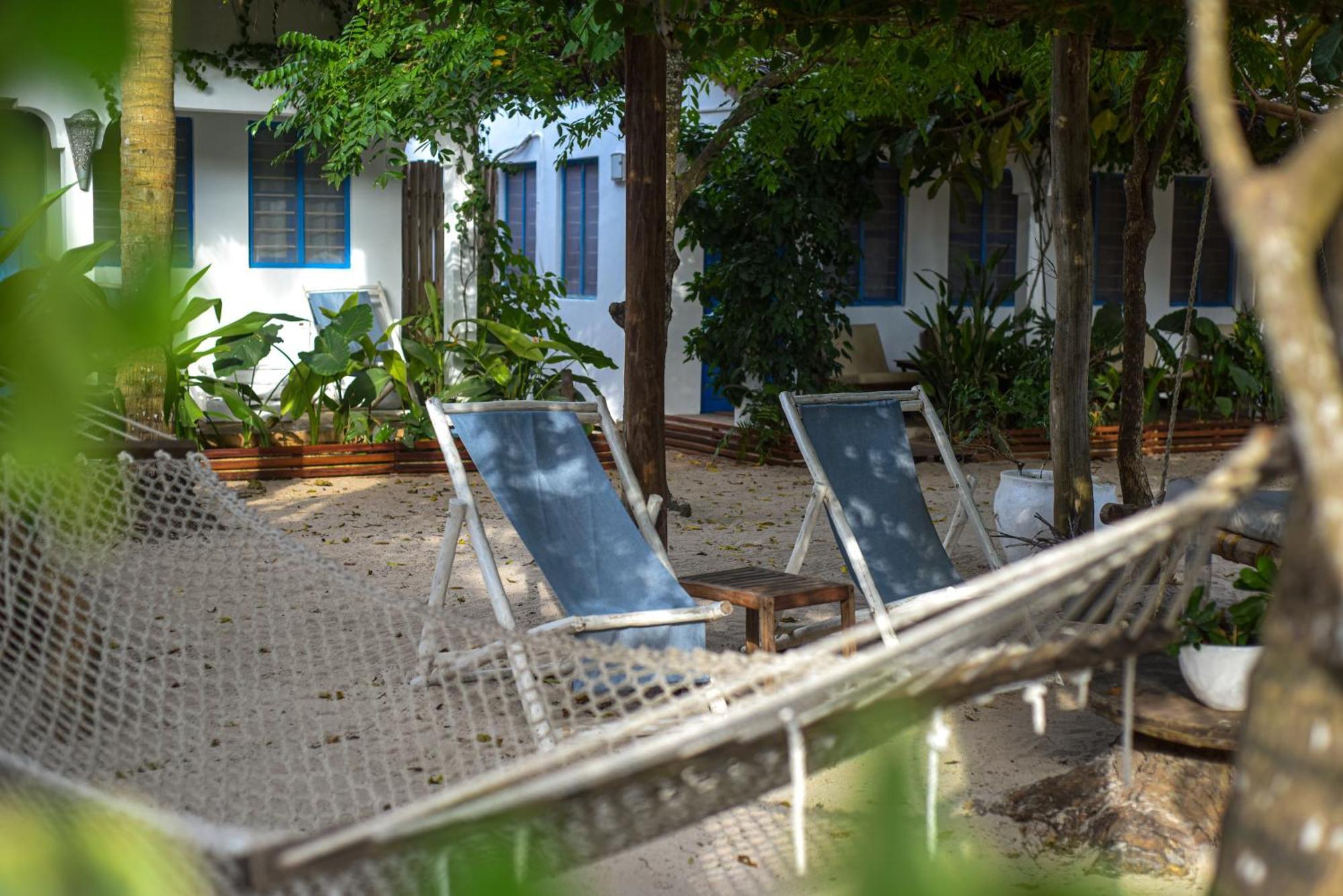 Badolina Bungalows Nungwi Bagian luar foto