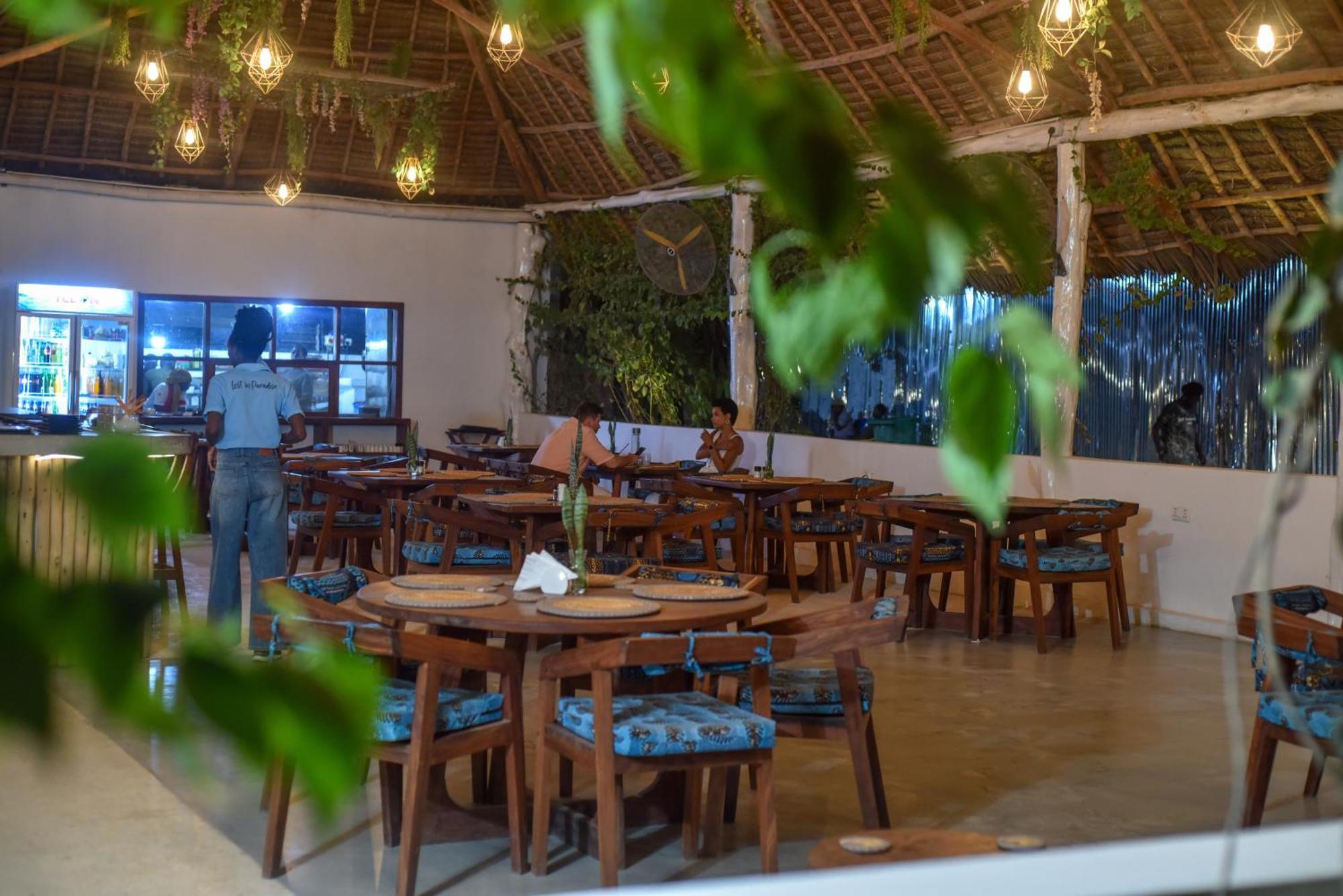 Badolina Bungalows Nungwi Bagian luar foto