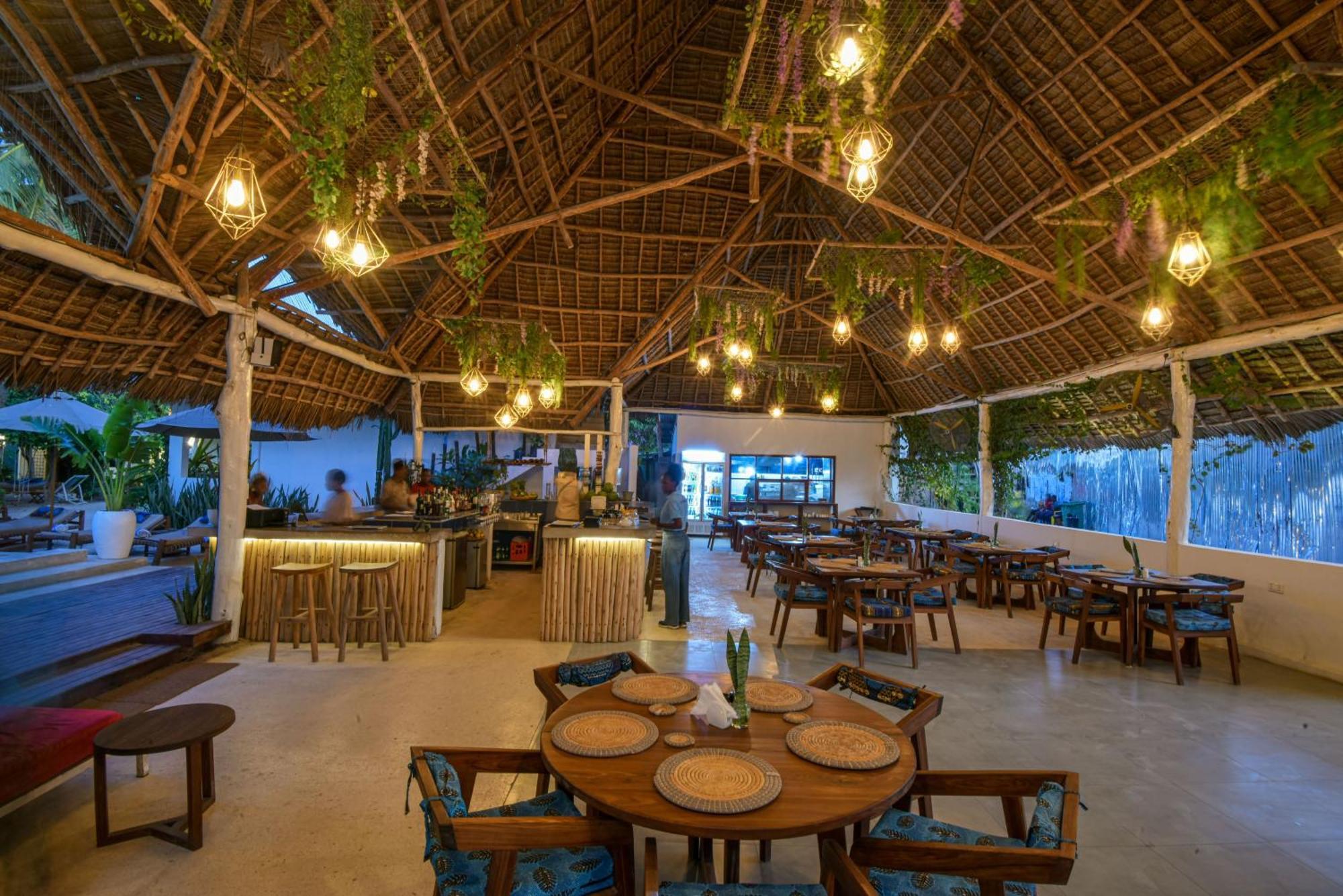 Badolina Bungalows Nungwi Bagian luar foto